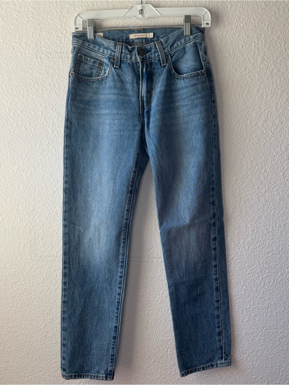 Levi’s Women’s Middy Straight Jeans Size 25